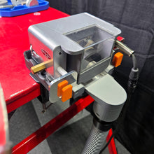 Load image into Gallery viewer, Snowglide Bench Holder Af-C & Af-WC