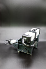 Load image into Gallery viewer, Snowglide RHOMBUS Tuning Machine